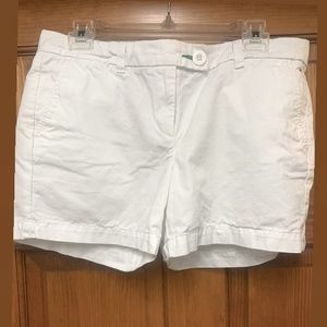 Tommy Hilfiger Size 8 - white shorts